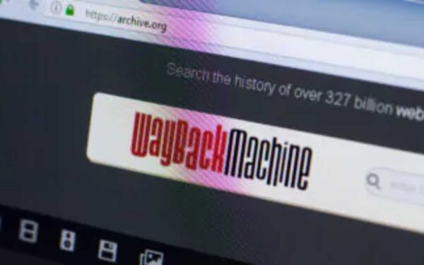 Google Retires Cached Site Links, Pushing Users Towards Internet Archive Google Retires Cached Site Links, Pushing Users Towards Internet Archive